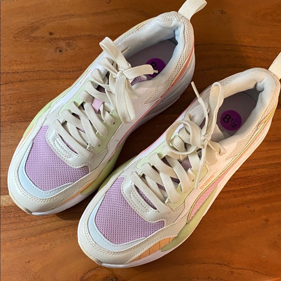 Women's Multicolor Puma Sneakers - Picture 3 of 5